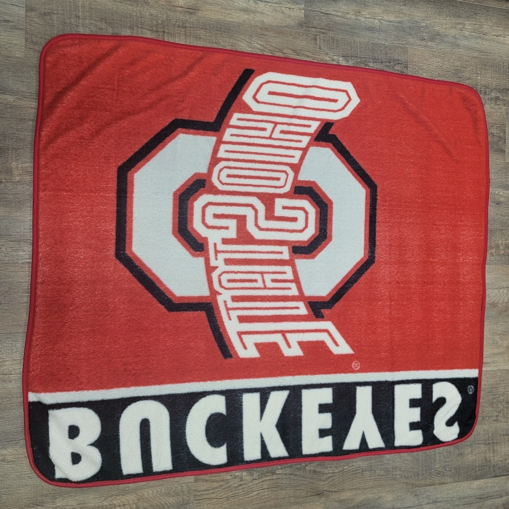 Ohio State Buckeyes Blanket Red Black Buckeyes Stadium Throw Football 59x53 - Picture 4 of 4